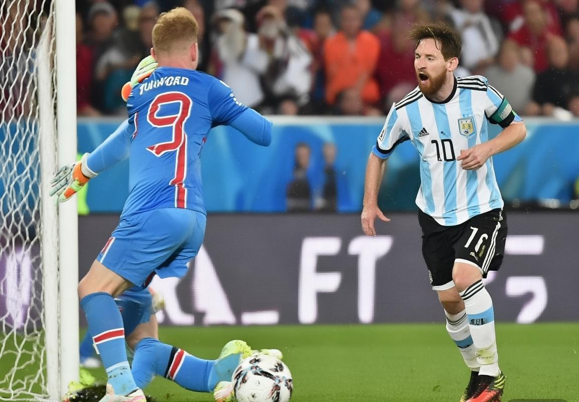梅西点球失手！世界杯小组赛阿根廷1:1战平冰岛奇迹之夜(图1)